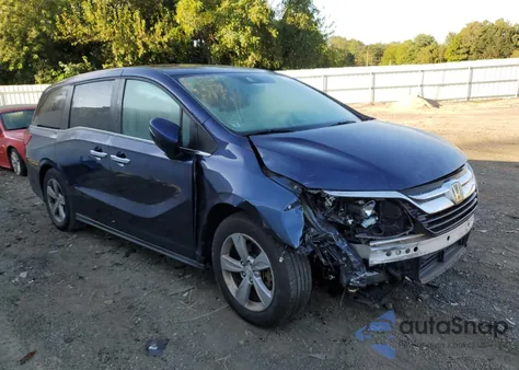 2018 Honda Odyssey Exl z USA, uszkodzony, nr VIN 5FNRL6H75JB064346